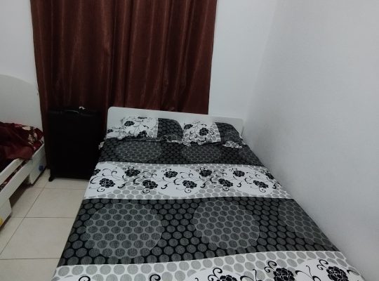 This bed is in very good quality. Matress comes as a complimentary with this bed.
