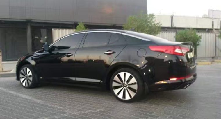 Luxury and clean car available 24/7 for trips ways dally basic for city tour from Dubai sharjah to anywhere in uae