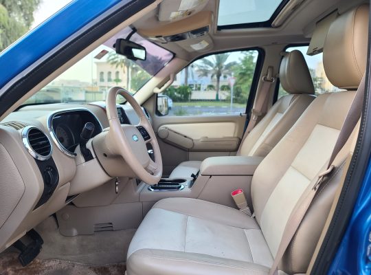 FORD EXPLORER 2010, XLT GCC , FULL OPTION , LOW MILEAGE , ORIGINAL CONDITION