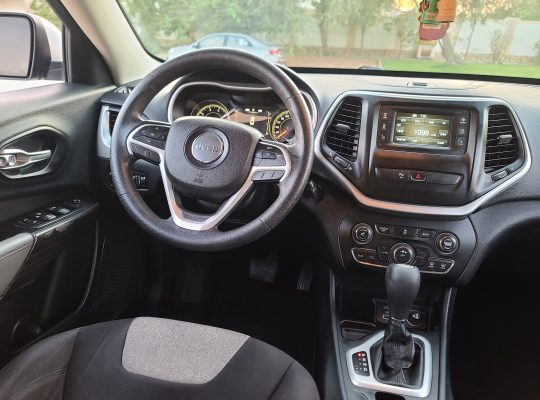 JEEP CHEROKEE SPORT, 2014, GCC SPECS, ACCIDENT FREE