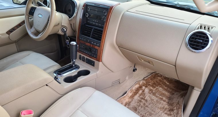 FORD EXPLORER 2010, XLT GCC , FULL OPTION , LOW MILEAGE , ORIGINAL CONDITION