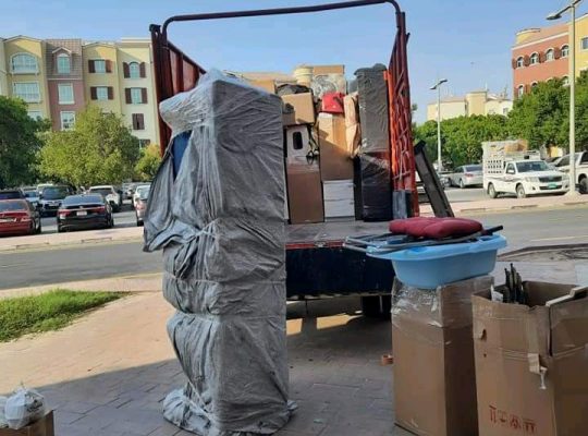 Movers and pickers in Dubai Jumeirah