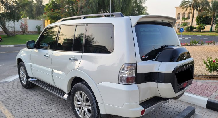 MITSUBISHI PAJERO 2016 3.8 V6 ACCIDENT FREE PERFECT CONDITION 050 2134666