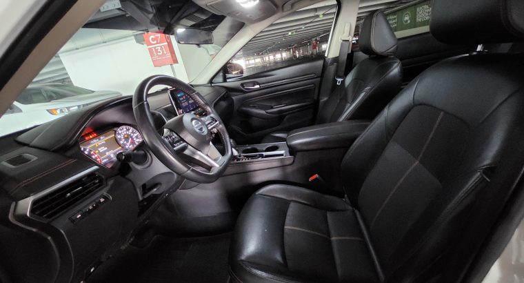 Nissan Altima SR 2020
