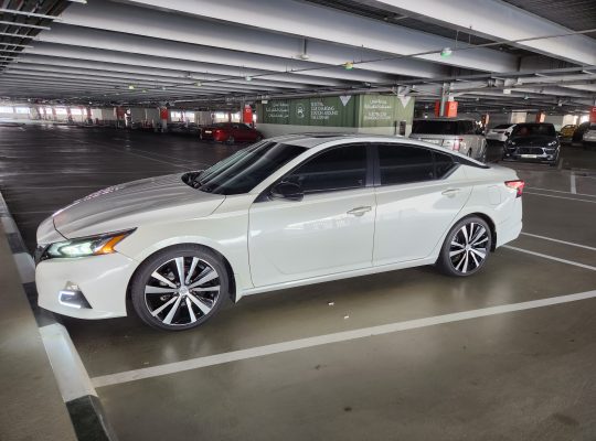 Nissan Altima SR 2020