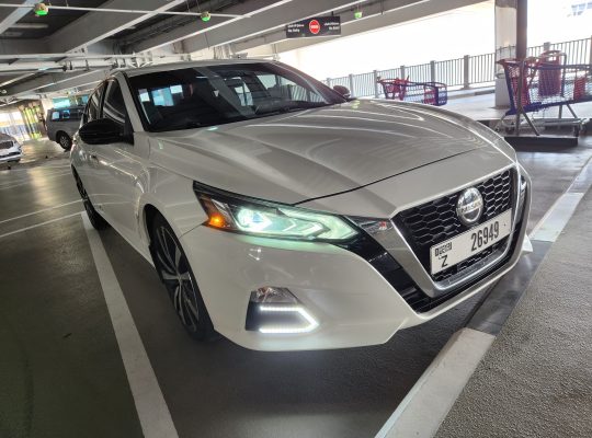 Nissan Altima SR 2020