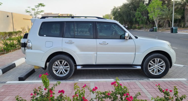 MITSUBISHI PAJERO 2016 3.8 V6 ACCIDENT FREE PERFECT CONDITION 050 2134666