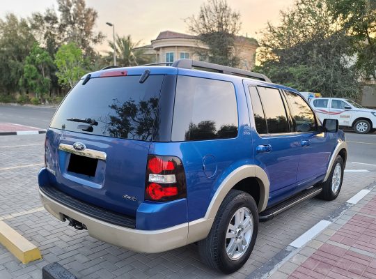 FORD EXPLORER 2010, XLT GCC , FULL OPTION , LOW MILEAGE , ORIGINAL CONDITION