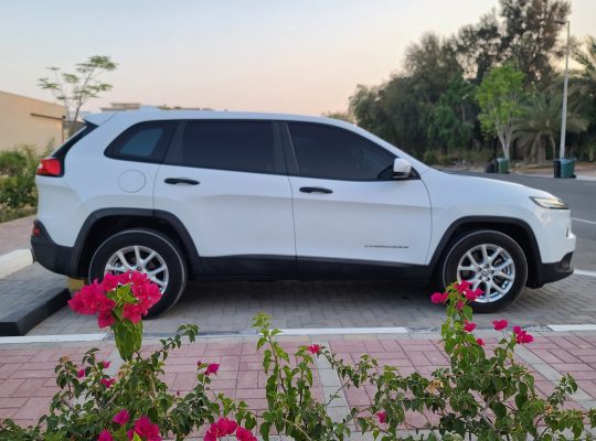 JEEP CHEROKEE SPORT, 2014, GCC SPECS, ACCIDENT FREE