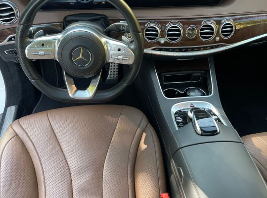 Mercedez benz S450 AMG