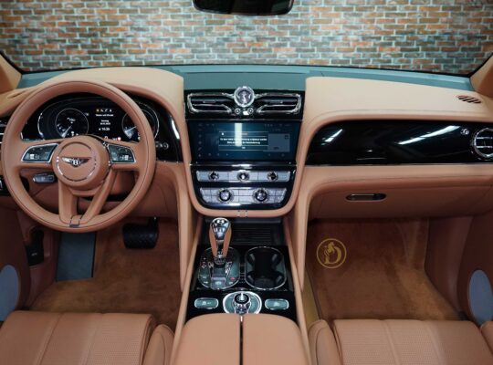 Bentley Bentayga | Brand New | 2023 | Fully Loaded | Beluga Black