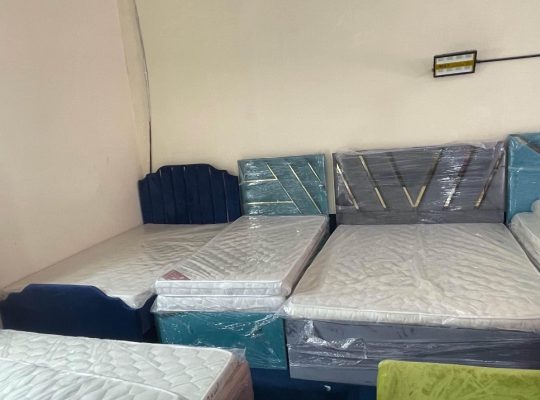 Selling Brand New Madical And Spring Soft Mattresses