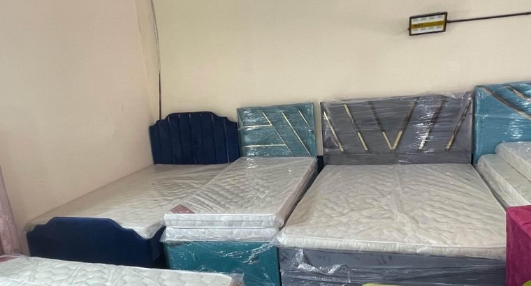 Selling Brand New Madical And Spring Soft Mattresses