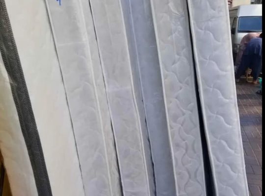 Selling Brand New Madical And Spring Soft Mattresses