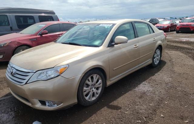 2012 TOYOTA AVALON BASE