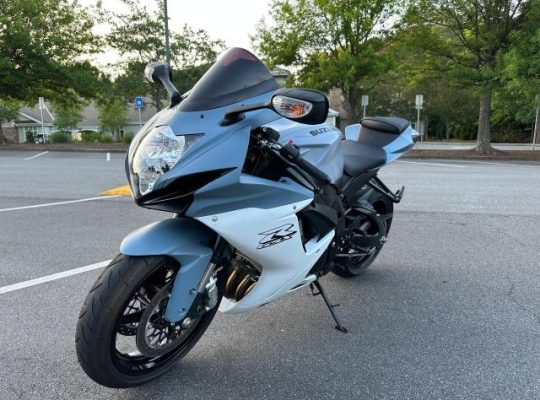 2022 SUZUKI GSX-R600