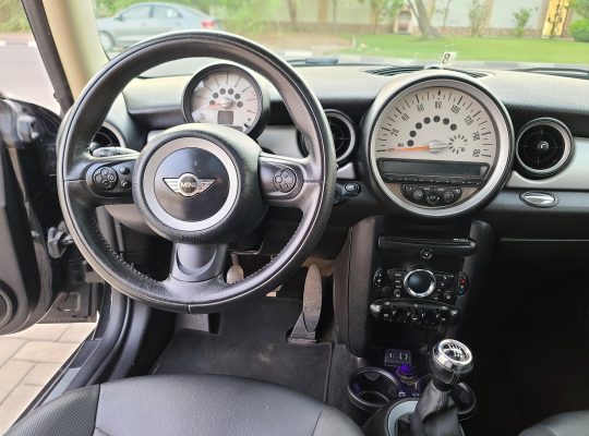 MINI COOPER 2013 , IMPORTED , FULL OPTION , MANUAL GEAR , PANORAMIC SUNROOF