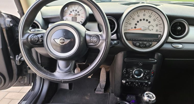 MINI COOPER 2013 , IMPORTED , FULL OPTION , MANUAL GEAR , PANORAMIC SUNROOF