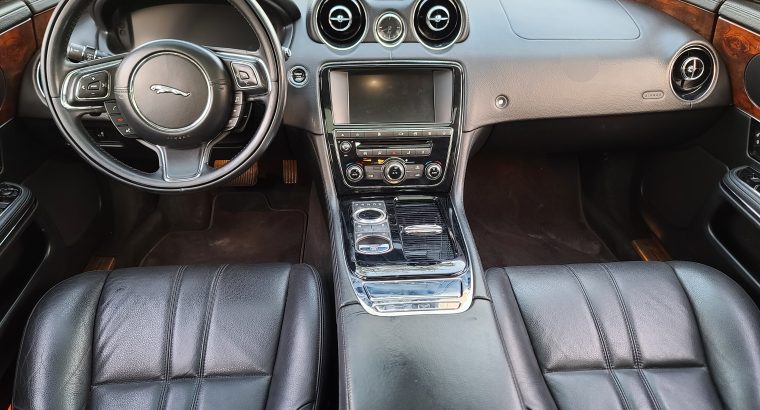 Jaguar XJL 2016, 3.0 Supercharged Engine, LWB for Sale Call 050 2134666