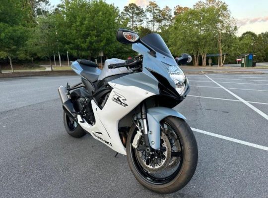 2022 SUZUKI GSX-R600