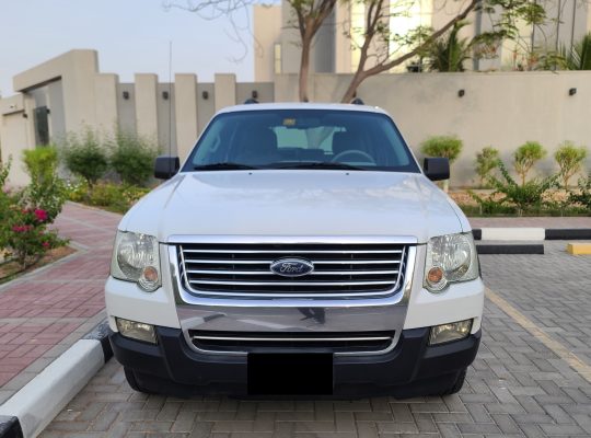 FORD EXPLORER 2007, XLT, LEATHER SEATS, ACCIDENT FREE FOR SALE 050 2134666