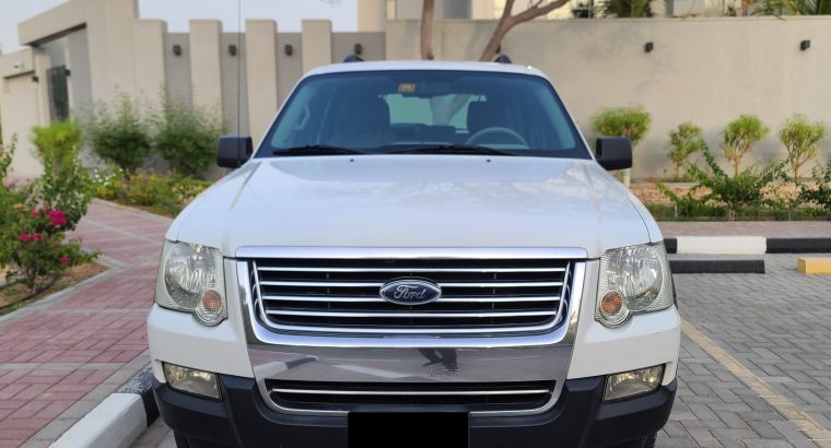 FORD EXPLORER 2007, XLT, LEATHER SEATS, ACCIDENT FREE FOR SALE 050 2134666