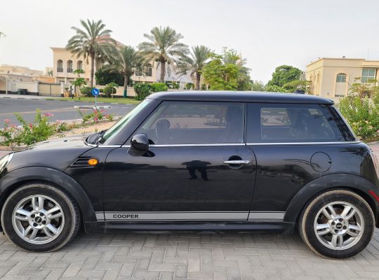 MINI COOPER 2013 , IMPORTED , FULL OPTION , MANUAL GEAR , PANORAMIC SUNROOF