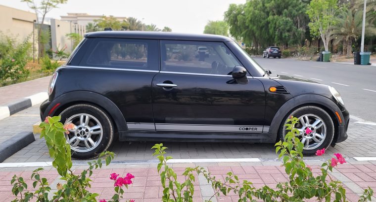 MINI COOPER 2013 , IMPORTED , FULL OPTION , MANUAL GEAR , PANORAMIC SUNROOF