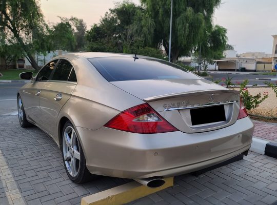 MERCEDES BENZ CLS 500 2006, JAPAN SPECS, BRAND NEW TYRES CALL 050 2134666