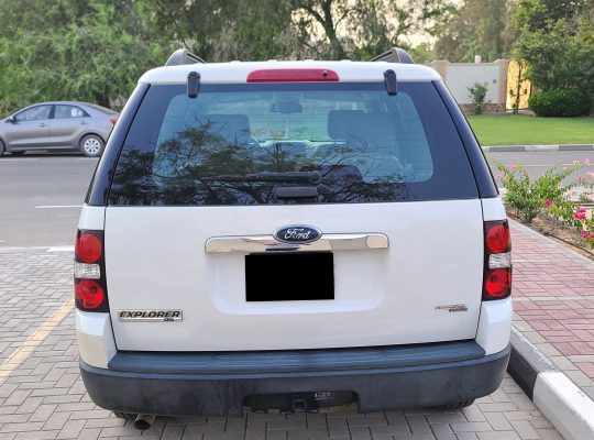 FORD EXPLORER 2007, XLT, LEATHER SEATS, ACCIDENT FREE FOR SALE 050 2134666