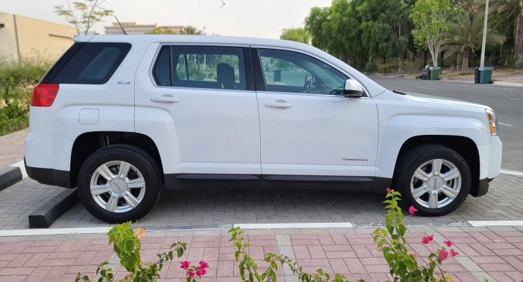 GMC TERRAIN SLE 2015 , MID OPTION , ACCIDENT FREE , GOOD CONDITION CALL 050 2134666