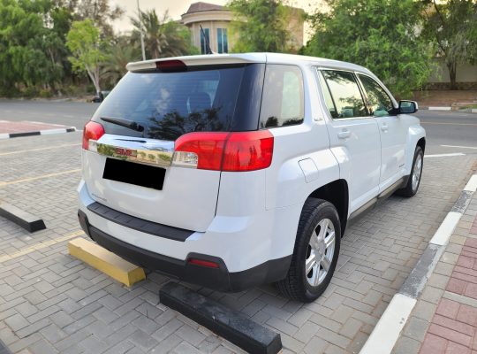 GMC TERRAIN SLE 2015 , MID OPTION , ACCIDENT FREE , GOOD CONDITION CALL 050 2134666