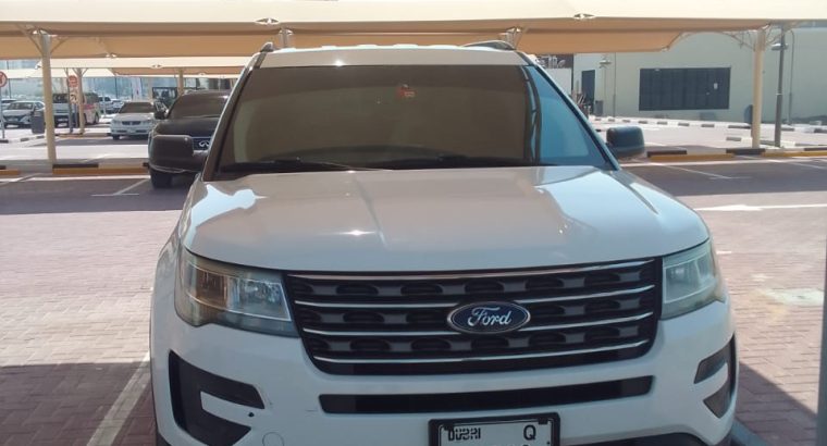 Ford Explorer 2017 White Color