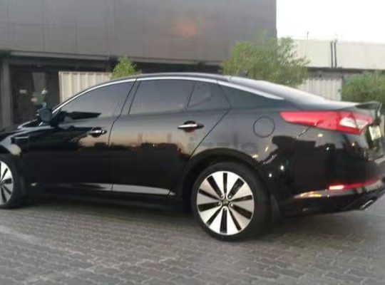 Car lift available from Dubai al nahda al qusais muhasna to Dubai impz sports city motor city with luxury car