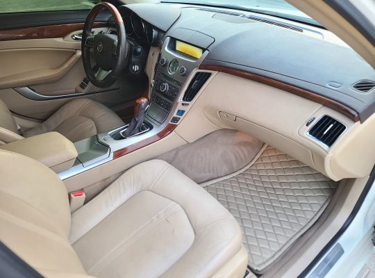CADILLAC CTS 2010 GCC, TOP OPTION FOR SALE