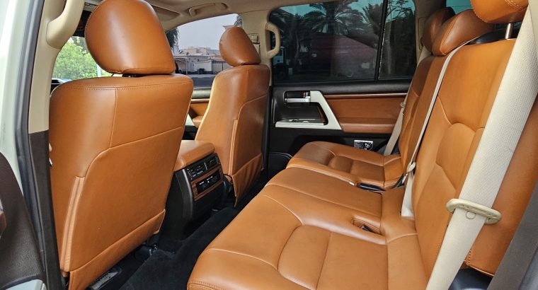 TOYOTA LAND CRUISER 2009, GXR, V8, GCC, FULL OPTION, FACE LIFTED, FOR SALE