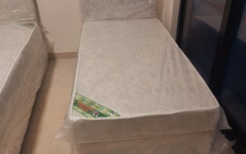 New American Style Single Base Wood Bed With Mattress