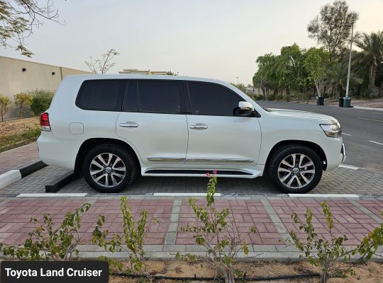 TOYOTA LAND CRUISER 2009, GXR, V8, GCC, FULL OPTION, FACE LIFTED, FOR SALE