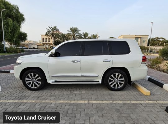 TOYOTA LAND CRUISER 2009, GXR, V8, GCC, FULL OPTION, FACE LIFTED, FOR SALE