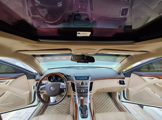 CADILLAC CTS 2010 GCC, TOP OPTION FOR SALE