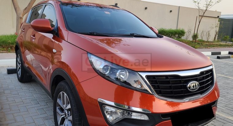 KIA SPORTAGE 2015 , GCC MID OPTION , AGENCY MAINTAINED , ACCIDENT FREE