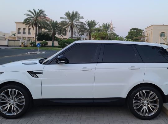 RANGE ROVER SPORT 2016, HSE, FULL OPTION, GCC SPECS FOR SALE