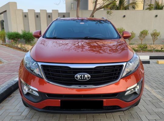 KIA SPORTAGE 2015 , GCC MID OPTION , AGENCY MAINTAINED , ACCIDENT FREE