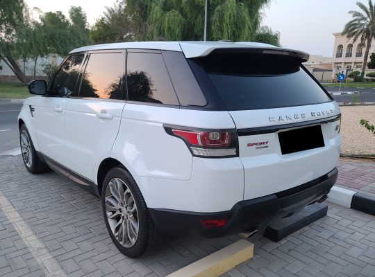 RANGE ROVER SPORT 2016, HSE, FULL OPTION, GCC SPECS FOR SALE