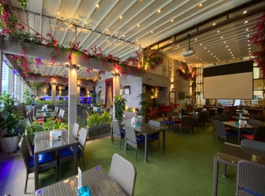 Best Brunch in Dubai | Sports Bar | Belgian Beer Cafe