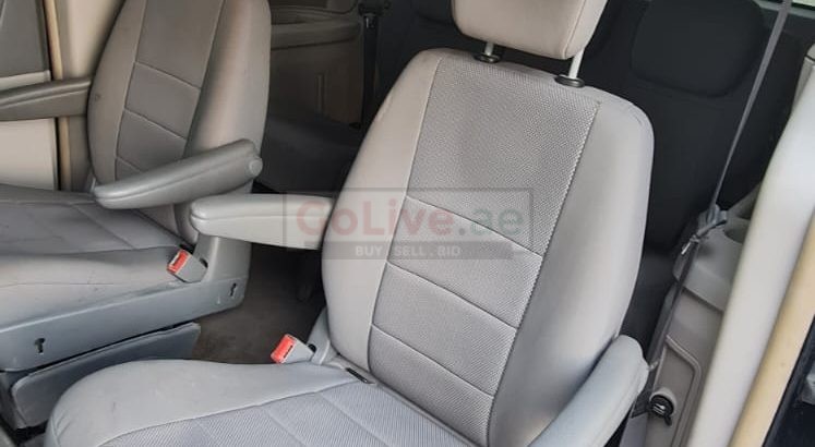 Chrysler Voyager / Caravan for sale 2009