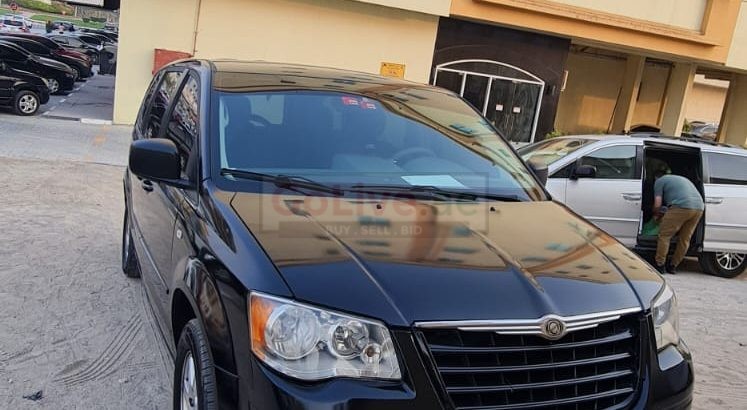 Chrysler Voyager / Caravan for sale 2009