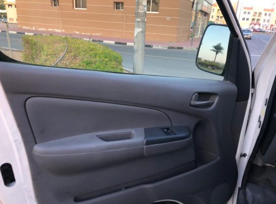 NISSAN URVAN VAN 2015, 15 SEATER FOR SALE