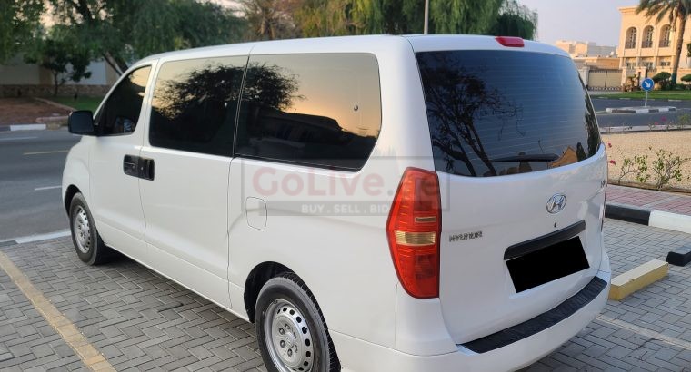 HYUNDAI H1 2012 , PASSENGER VAN , 09 SEATER , AUTOMATIC TRANSMISSION FOR SALE