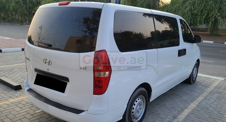 HYUNDAI H1 2012 , PASSENGER VAN , 09 SEATER , AUTOMATIC TRANSMISSION FOR SALE